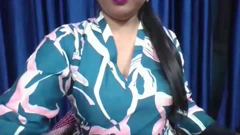 poojalady online show from November 13, 4:50 pm