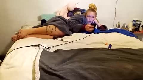 Snapshot of pookie157986 chatting on March 7, 11:29 am pookie157986 online show from March 7, 11:29 am