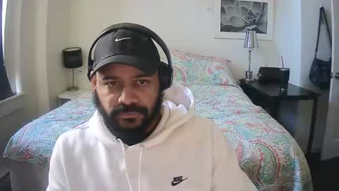 popfizzt online show from December 1, 5:29 pm