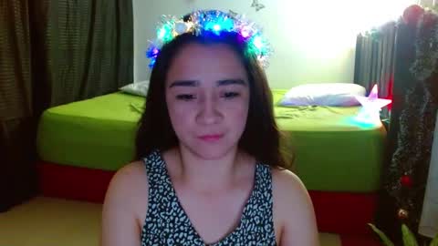 Snapshot of porcelainlux chatting on December 27, 4:04 am porcelainlux online show from December 27, 4:04 am