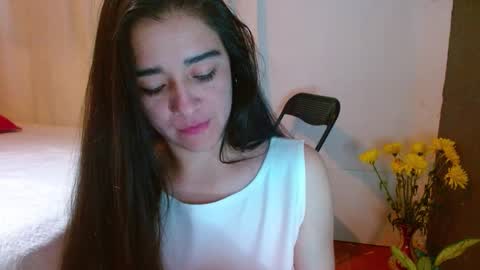 Snapshot of porcelainlux chatting on January 25, 3:51 am porcelainlux online show from January 25, 3:51 am