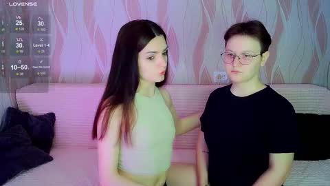 Ana and Tati online show from October 26, 7:53 pm