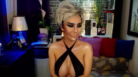 DivaGray online show from February 13, 1:01 am