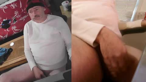 Snapshot of portlandjacob chatting on January 27, 3:39 pm portlandjacob online show from January 27, 3:39 pm