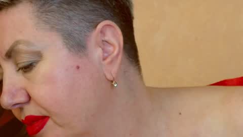 LADY POSH online show from December 13, 2:21 am