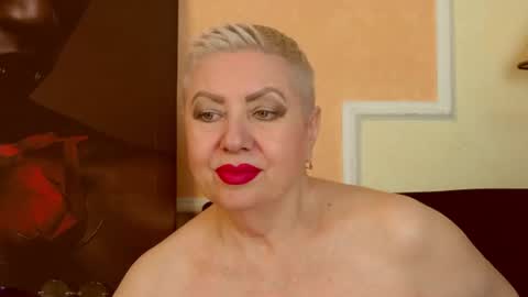 Snapshot of posh_lady chatting on July 9, 9:08 pm LADY POSH online show from July 9, 9:08 pm