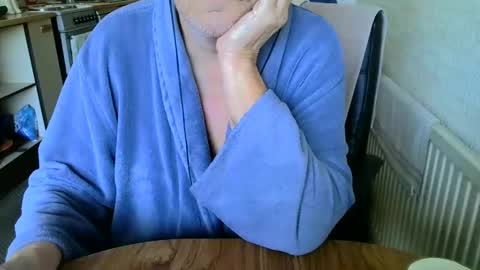 poshman65 online show from December 5, 12:14 pm