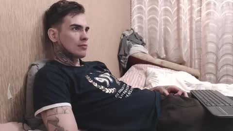 Snapshot of posterboy2025 chatting on October 21, 2:23 am J online show from October 21, 2:23 am