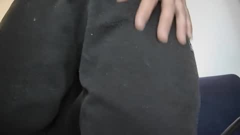 Snapshot of potipott1 chatting on February 16, 7:21 pm mr vain online show from February 16, 7:21 pm