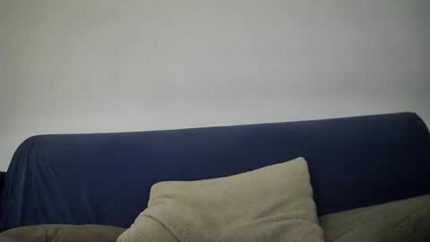 Snapshot of potipott1 chatting on April 13, 7:36 am mr vain online show from April 13, 7:36 am