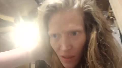 Snapshot of potsymcstoner chatting on October 29, 11:17 pm potsymcstoner online show from October 29, 11:17 pm