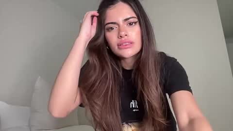 Selena online show from April 7, 9:59 pm