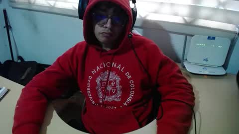 powerfulzeus2 online show from October 13, 6:41 pm