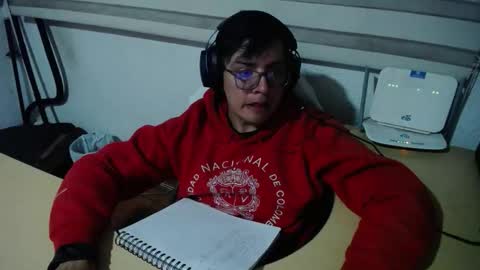 powerfulzeus2 online show from October 17, 2:37 am