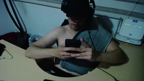 powerfulzeus2 online show from November 28, 2:03 am