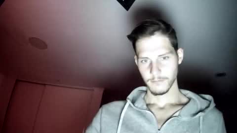 Snapshot of poweroflove7n chatting on October 27, 5:00 am poweroflove7n online show from October 27, 5:00 am