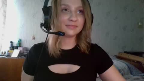pr_in_cess_ online show from June 22, 2:35 am