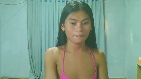 Snapshot of precious_athena chatting on January 10, 11:29 pm precious_athena online show from January 10, 11:29 pm