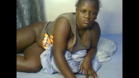 Snapshot of precious_diva chatting on February 9, 9:37 am precious_diva online show from February 9, 9:37 am