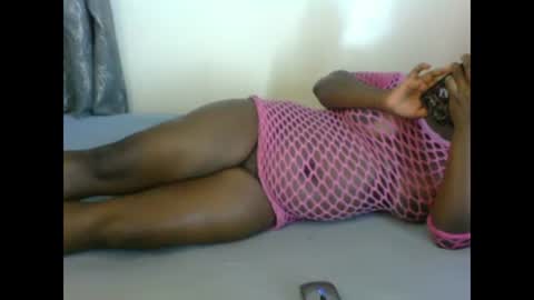 Snapshot of precious_diva chatting on March 2, 10:35 am precious_diva online show from March 2, 10:35 am