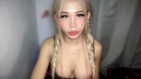 GODDESS PRECIOUS online show from March 2, 9:32 pm