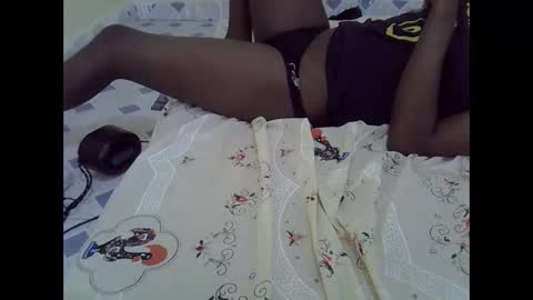 Snapshot of precious_nesh chatting on March 19, 8:29 am precious_nesh online show from March 19, 8:29 am