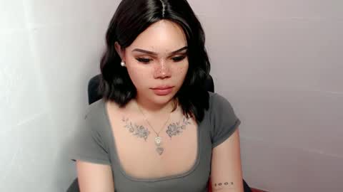 MAXXINE online show from January 7, 1:14 pm