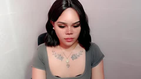 MAXXINE online show from January 22, 1:31 am