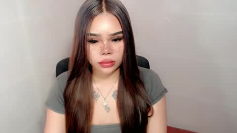 MAXXINE online show from February 5, 9:25 am