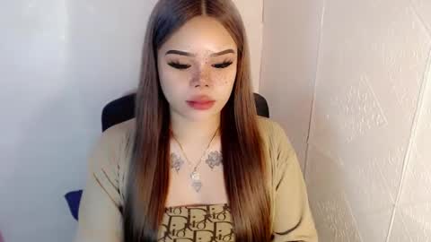 MAXXINE online show from February 11, 1:10 am