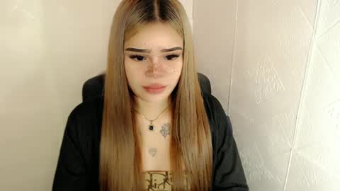 MAXXINE online show from March 10, 1:34 am