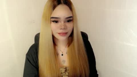 MAXXINE online show from January 13, 7:13 am