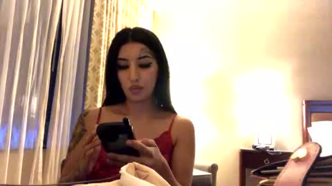 Snapshot of preciousmami chatting on October 16, 1:39 am preciousmami online show from October 16, 1:39 am