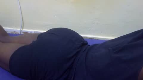 Snapshot of preetty_ebony_girl chatting on October 13, 8:09 pm Elizabeth online show from October 13, 8:09 pm