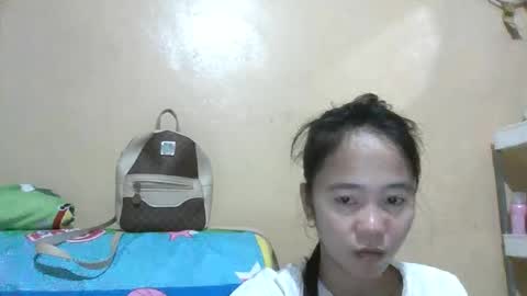 Snapshot of preetydinah chatting on October 19, 11:49 pm Dinah online show from October 19, 11:49 pm