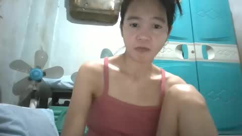 Snapshot of preetydinah chatting on October 25, 11:43 pm Dinah online show from October 25, 11:43 pm