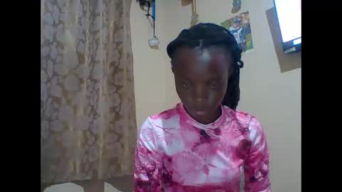 Snapshot of prekky chatting on February 2, 6:50 pm lynn online show from February 2, 6:50 pm