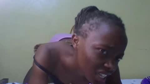 Snapshot of prekky chatting on February 24, 6:50 pm lynn online show from February 24, 6:50 pm