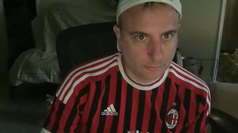 Snapshot of preppyguyintokink1 chatting on February 5, 8:35 pm preppyguyintokink1 online show from February 5, 8:35 pm