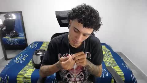 Plux online show from October 31, 11:39 pm