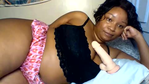 Prettie diva online show from June 4, 12:11 pm