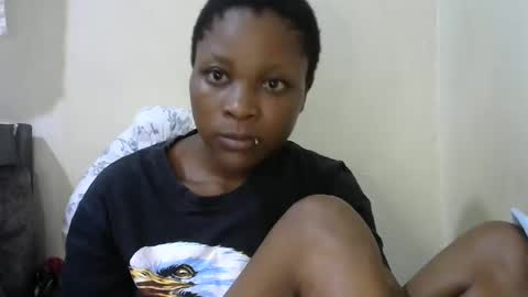 Snapshot of prettie_tesh chatting on March 2, 8:18 pm prettie_tesh online show from March 2, 8:18 pm