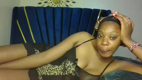 Snapshot of pretty8871 chatting on February 6, 3:37 pm Pretty online show from February 6, 3:37 pm