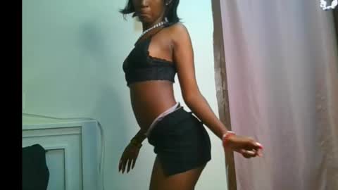 pretty__lisa online show from January 31, 11:14 pm