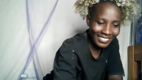 Snapshot of pretty_ass07 chatting on May 27, 4:26 pm pretty_ass07 online show from May 27, 4:26 pm