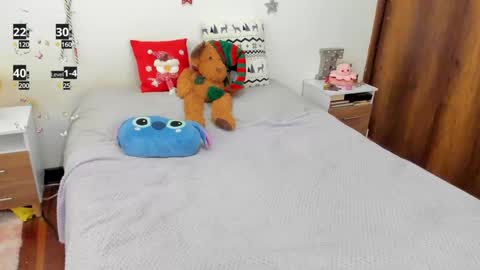 pretty_azulita online show from December 2, 7:49 pm