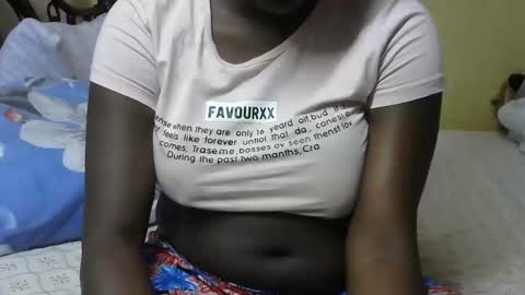 pretty_barbz online show from October 15, 6:46 am