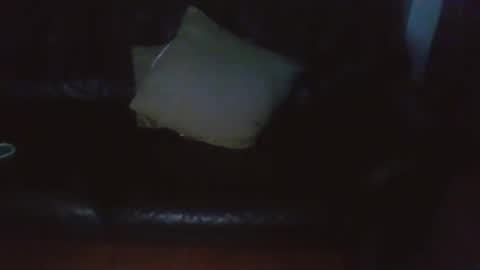 pretty_boy321 online show from October 7, 6:21 am