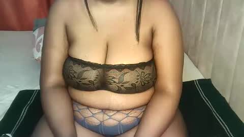 chichi online show from November 6, 11:59 pm