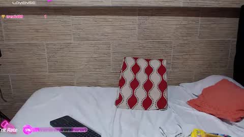 pretty_cristal22 online show from February 8, 2:38 pm